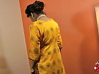 Indian Aunty Rupali